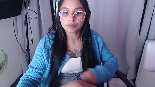 Cuteprincess21 online show from 02.02.25