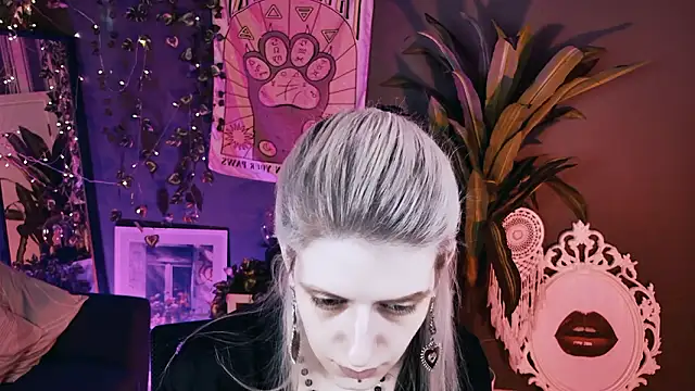 Snapshot of Noah_ElmerX chatting on 03.24.26 Noah ElmerX online show from 03.24.26