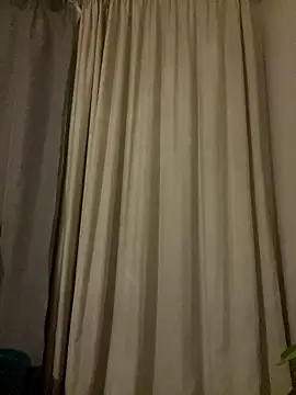 Snapshot of YesTheSexiest chatting on 01.09.26 YesTheSexiest online show from 01.09.26