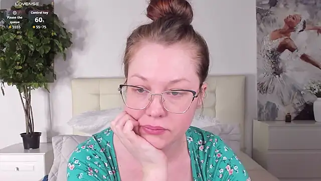 CutieGinger online show from 02.06.26