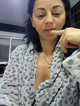 Snapshot of bruneta_sexy23 chatting on 02.17.25 bruneta sexy23 online show from 02.17.25