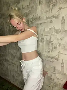 Kristina03 online show from 04.25.26