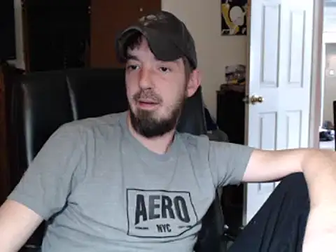 Snapshot of pensguy30 chatting on 01.19.25 pensguy30 online show from 01.19.25