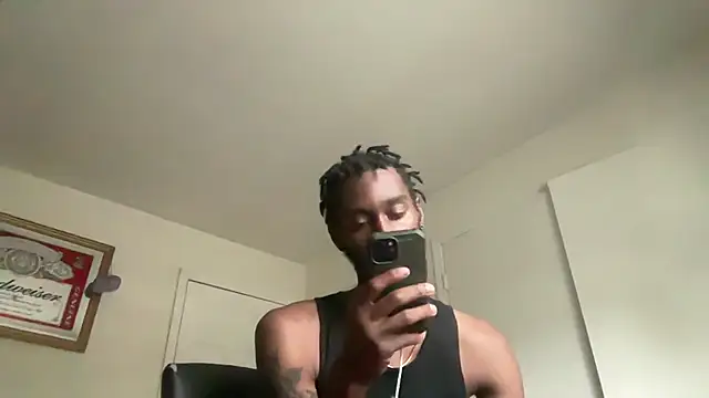 Snapshot of ITSONLYKENNY chatting on 09.28.25 ITSONLYKENNY online show from 09.28.25