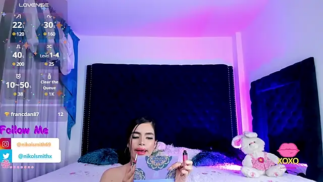 nikolsmithh online show from 01.04.25