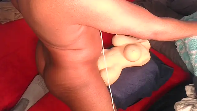 Carolinayoungin online show from 12.11.24