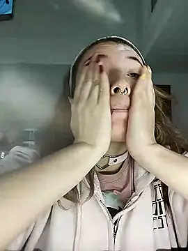 chubby vanniie  online show from 01.16.25