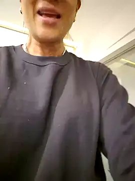 Snapshot of Allana_Squirt chatting on 02.02.25 Allana Squirt online show from 02.02.25