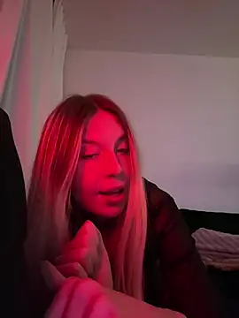 Snapshot of VeraSerephina chatting on 03.17.25 VeraSerephina online show from 03.17.25