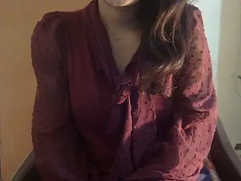 Snapshot of Lusty_Wife1 chatting on 12.20.24 Lusty Wife1 online show from 12.20.24