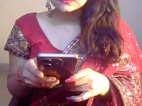 Snapshot of Lusty_Wife1 chatting on 12.28.24 Lusty Wife1 online show from 12.28.24