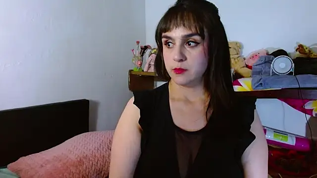 Snapshot of collette_beaufoy_ chatting on 06.01.26 collette beaufoy online show from 06.01.26