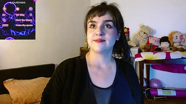 Snapshot of collette_beaufoy_ chatting on 07.26.26 collette beaufoy online show from 07.26.26