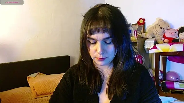 Snapshot of collette_beaufoy_ chatting on 07.28.26 collette beaufoy online show from 07.28.26