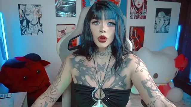 Deadly Doll online show from 07.12.26