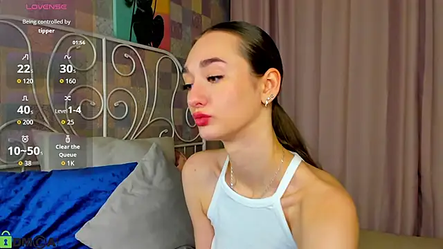 Kelly Powell online show from 11.06.25