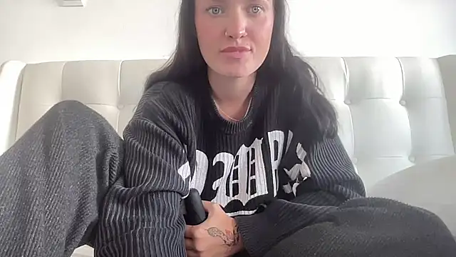 Snapshot of mariemelissah chatting on 12.01.25 mariemelissah online show from 12.01.25