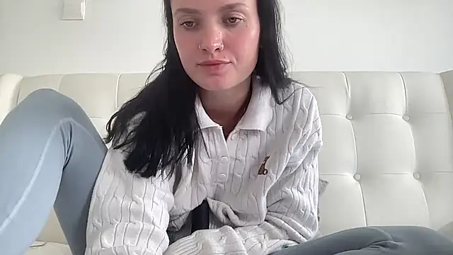 Snapshot of mariemelissah chatting on 12.04.25 mariemelissah online show from 12.04.25