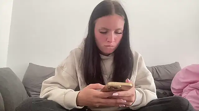 Snapshot of mariemelissah chatting on 02.27.26 mariemelissah online show from 02.27.26