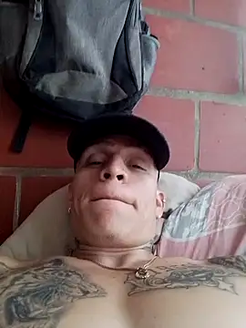 Snapshot of kaninrubio90 chatting on 02.19.26 kaninrubio90 online show from 02.19.26