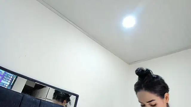 AntonelaNeri online show from 10.29.25