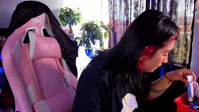 annie walker6 online show from 01.09.26