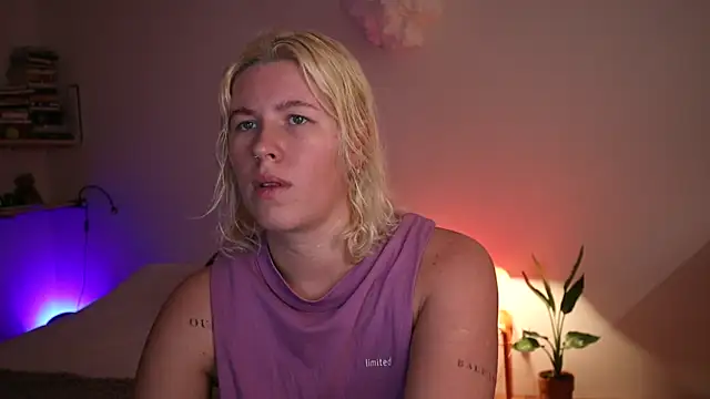 moonamii online show from 01.09.25