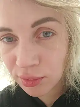 Linda Gregory online show from 03.17.25