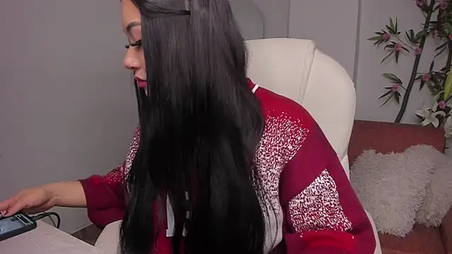 Snapshot of Lulu_Sakura_ chatting on 10.11.25 Lulu Sakura  online show from 10.11.25