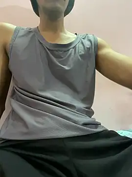 Snapshot of CALVINXXX chatting on 12.18.24 CALVINXXX online show from 12.18.24