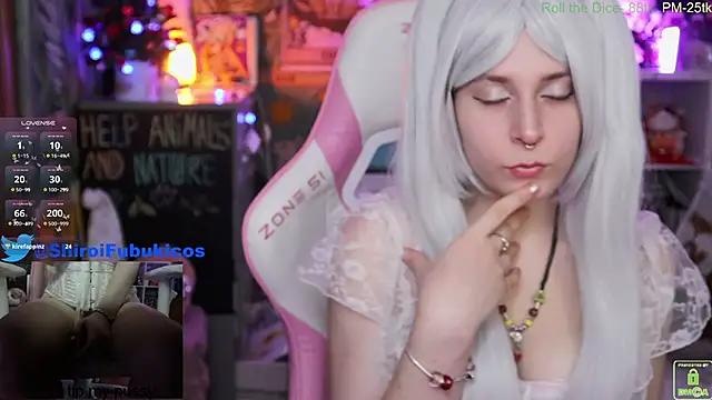 ShiroiFubuki online show from 12.20.24