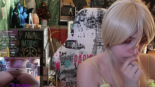 ShiroiFubuki online show from 03.16.25