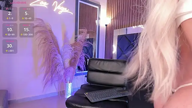 Zoevegass online show from 03.03.25