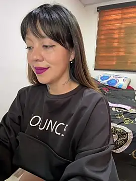 Bruja lu online show from 02.04.25
