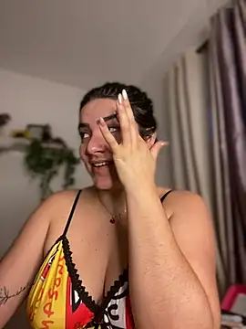 Snapshot of Lia_flowers chatting on 01.29.25 Lia flowers online show from 01.29.25