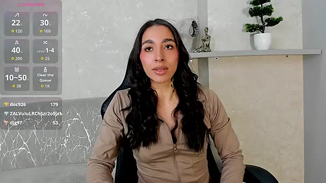KAYLA BATISTA online show from 07.10.26