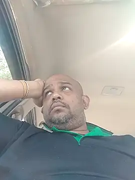 Snapshot of Dick_6inches chatting on 03.23.25 Dick 6inches online show from 03.23.25