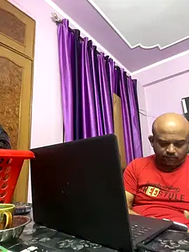 Snapshot of Dick_6inches chatting on 10.08.25 Dick 6inches online show from 10.08.25