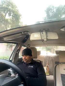 Snapshot of Dick_6inches chatting on 10.15.25 Dick 6inches online show from 10.15.25