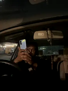 Snapshot of Dick_6inches chatting on 10.19.25 Dick 6inches online show from 10.19.25