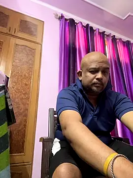 Snapshot of Dick_6inches chatting on 10.20.25 Dick 6inches online show from 10.20.25