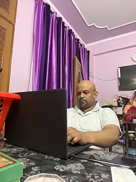 Snapshot of Dick_6inches chatting on 10.22.25 Dick 6inches online show from 10.22.25