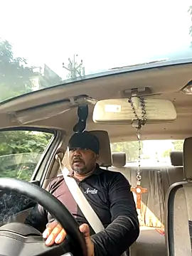 Snapshot of Dick_6inches chatting on 10.25.25 Dick 6inches online show from 10.25.25