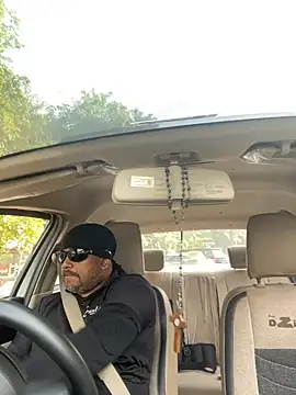 Snapshot of Dick_6inches chatting on 11.04.25 Dick 6inches online show from 11.04.25