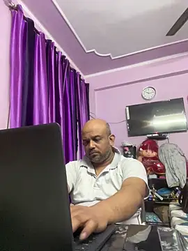 Snapshot of Dick_6inches chatting on 11.04.25 Dick 6inches online show from 11.04.25