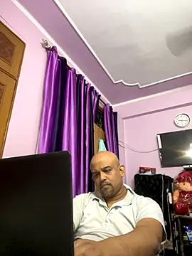 Snapshot of Dick_6inches chatting on 11.06.25 Dick 6inches online show from 11.06.25