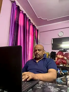 Snapshot of Dick_6inches chatting on 11.09.25 Dick 6inches online show from 11.09.25