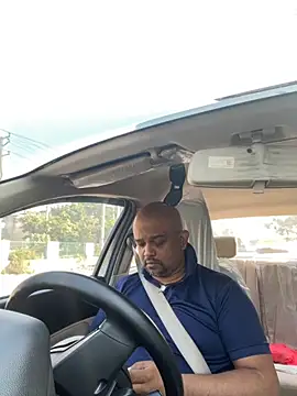 Snapshot of Dick_6inches chatting on 11.16.25 Dick 6inches online show from 11.16.25