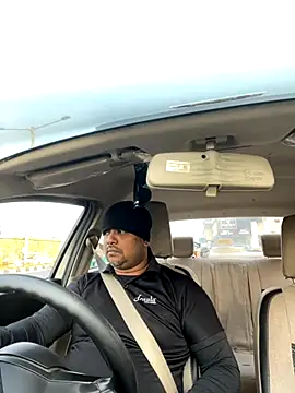 Snapshot of Dick_6inches chatting on 11.18.25 Dick 6inches online show from 11.18.25