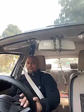 Snapshot of Dick_6inches chatting on 12.01.25 Dick 6inches online show from 12.01.25